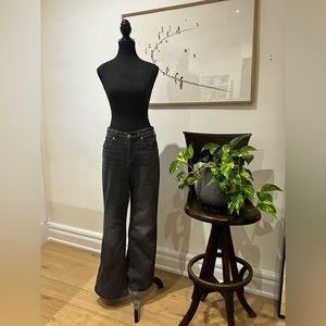 Levi’s 70s High Flare, faded black, high rise